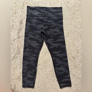 Athleta, elation, L, black camo